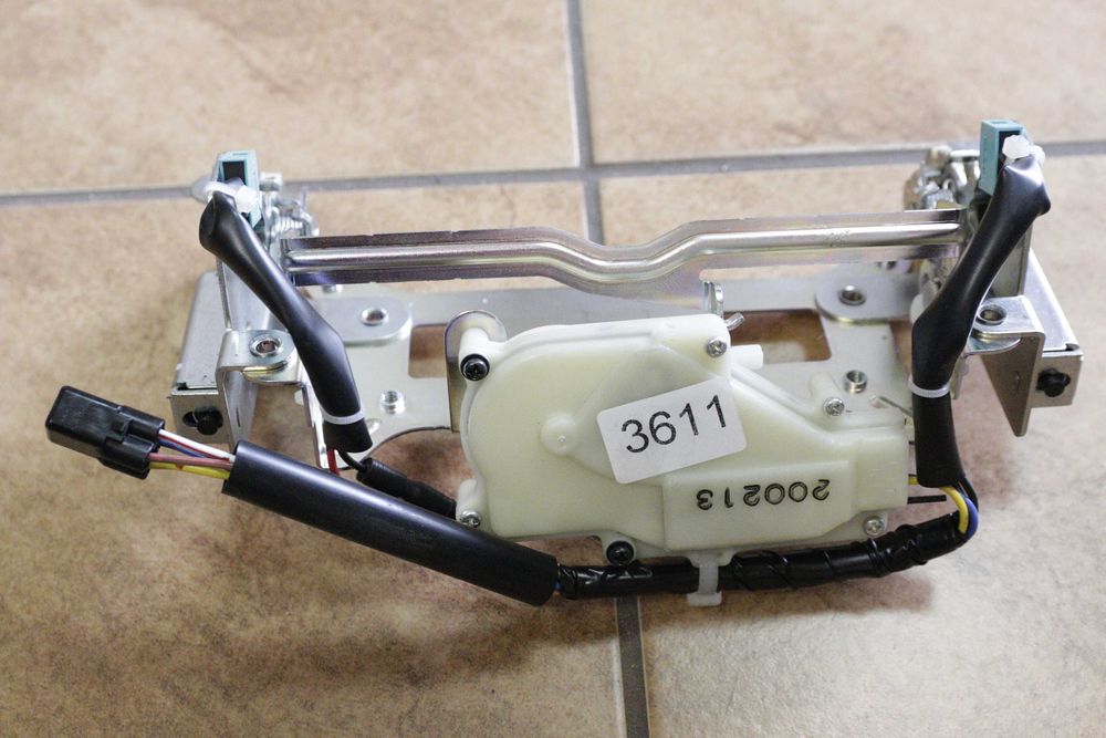 3611 Mechanizm kufra centralnego Honda Goldwing GL 1800 |2018+