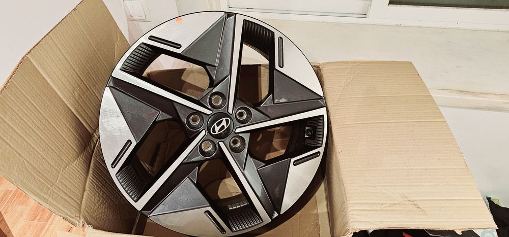 Jantes Originais  Hyundai 18" 5x114.3 (Compatível Nissan,Renault,etc.)