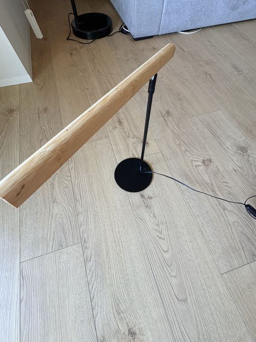 Candeeiro de secretaria com base em ferro