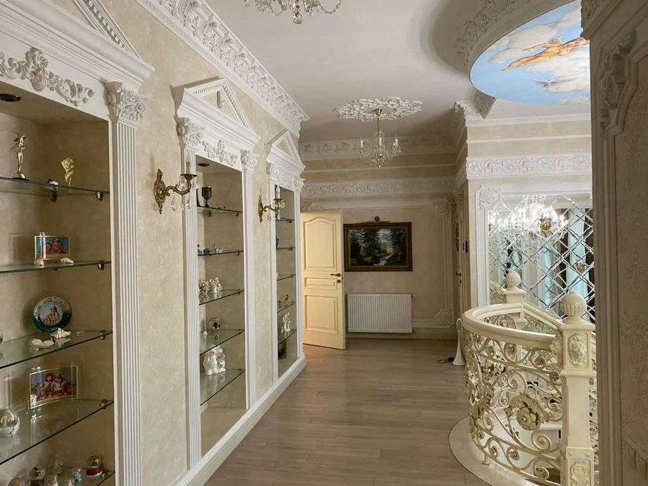 Шикарний особняк преміум класу м. Івано-Франківськ