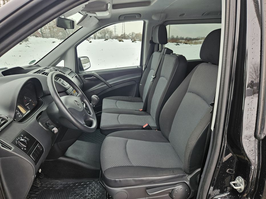 Merceder Vito 9місць