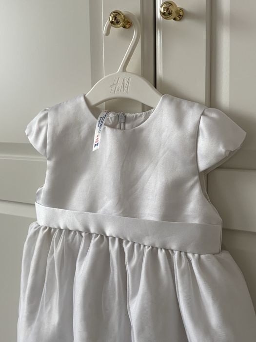 Sukienka biała chrzest roczek rozmiar 86 Coccodrillo