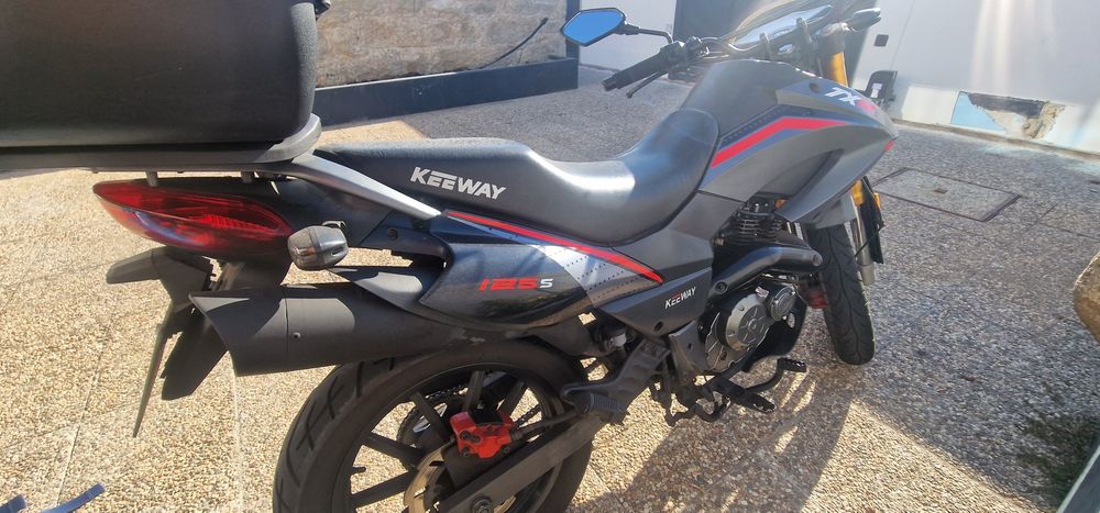 TX M Keeway 125 SuperMota