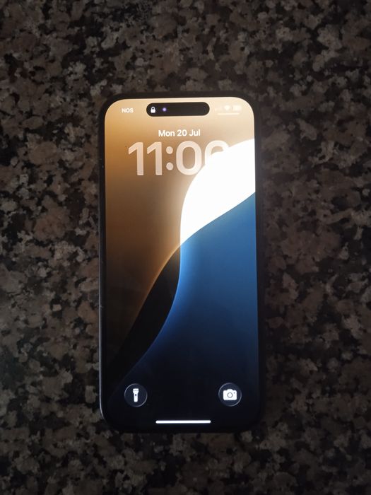 iPhone 15 muito bom estado