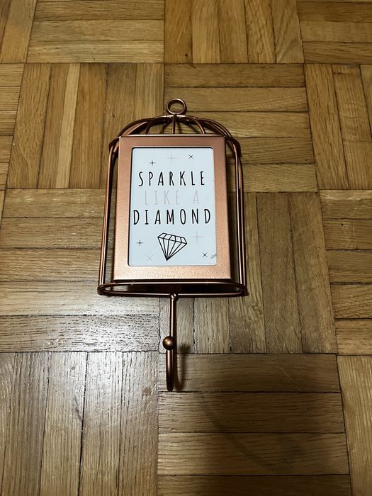 Ozdobna ramka z wieszaczkiem, ala klatka dla ptaka