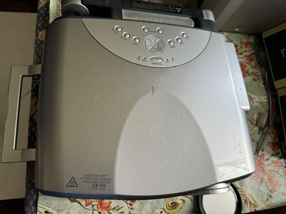 Проэктор Toshiba TLP 781
