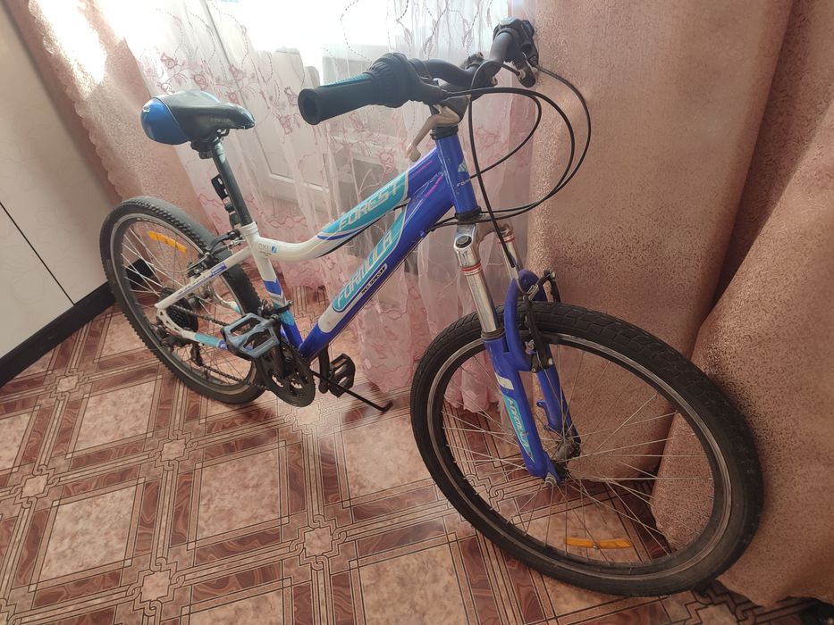 Продам спортивный велосипед.