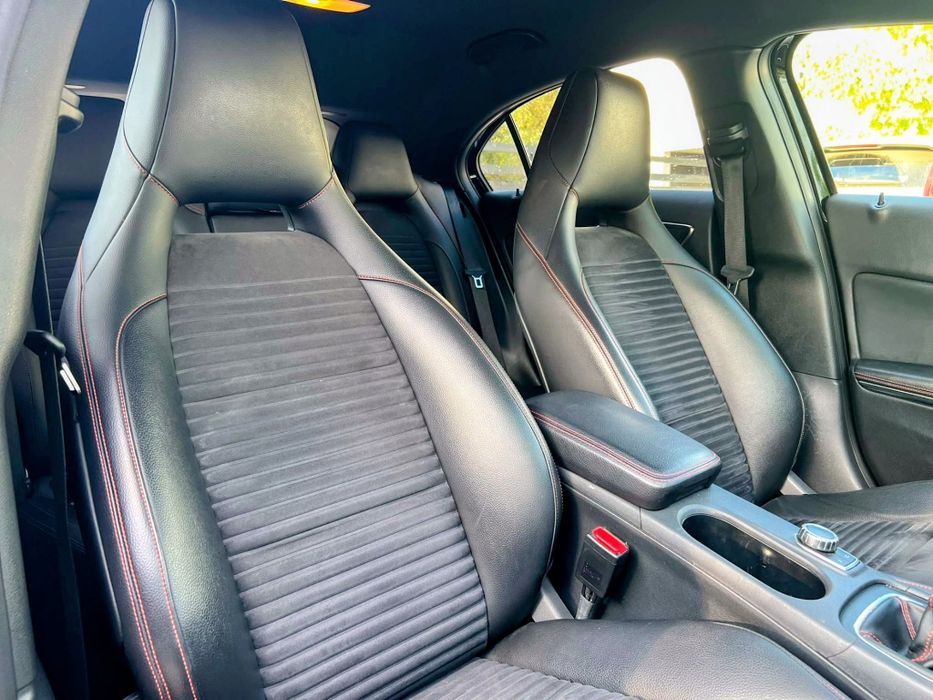 Mercedes Benz classe a 180 CDI versão AMG  com 150 mil KLM