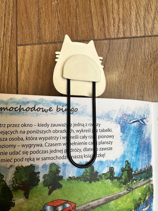 Zakładka do książki. Na pomoc kotom bezdomnym.