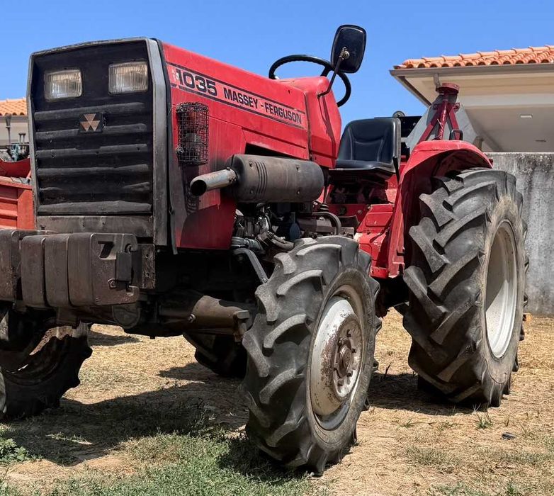Trator Massey Ferguson 1035