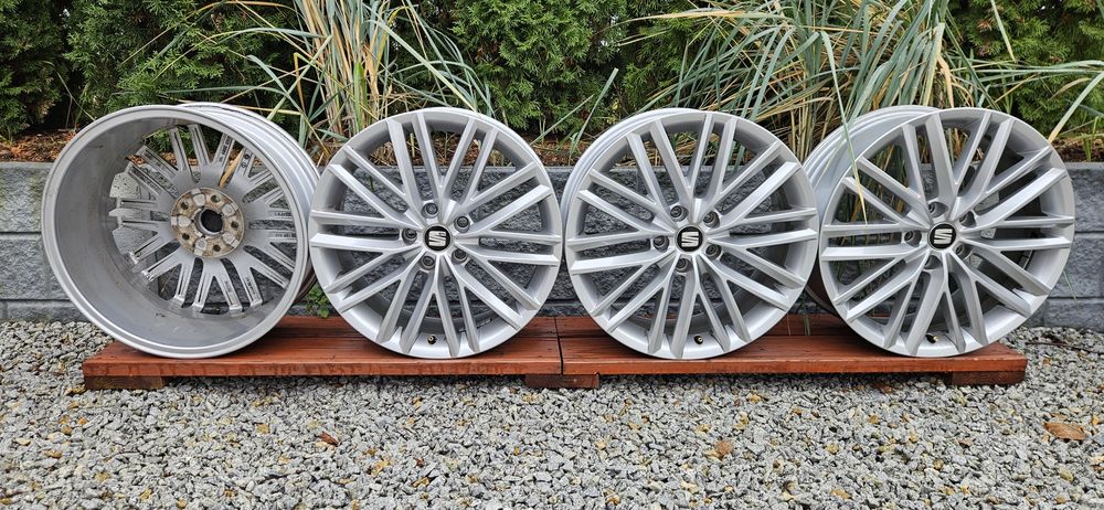 SEAT/ Skoda/ VW/ Cupra - felgi aluminiowe 18"