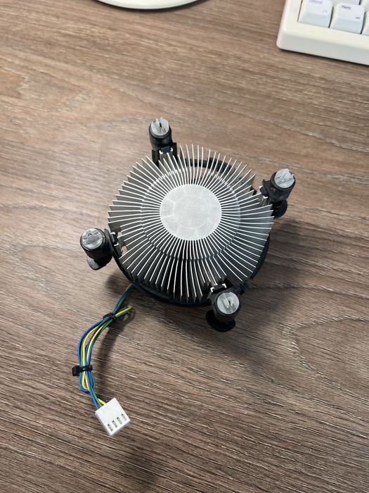Процесор intel core i3 9100f socet 1151 v2+ кулер intel