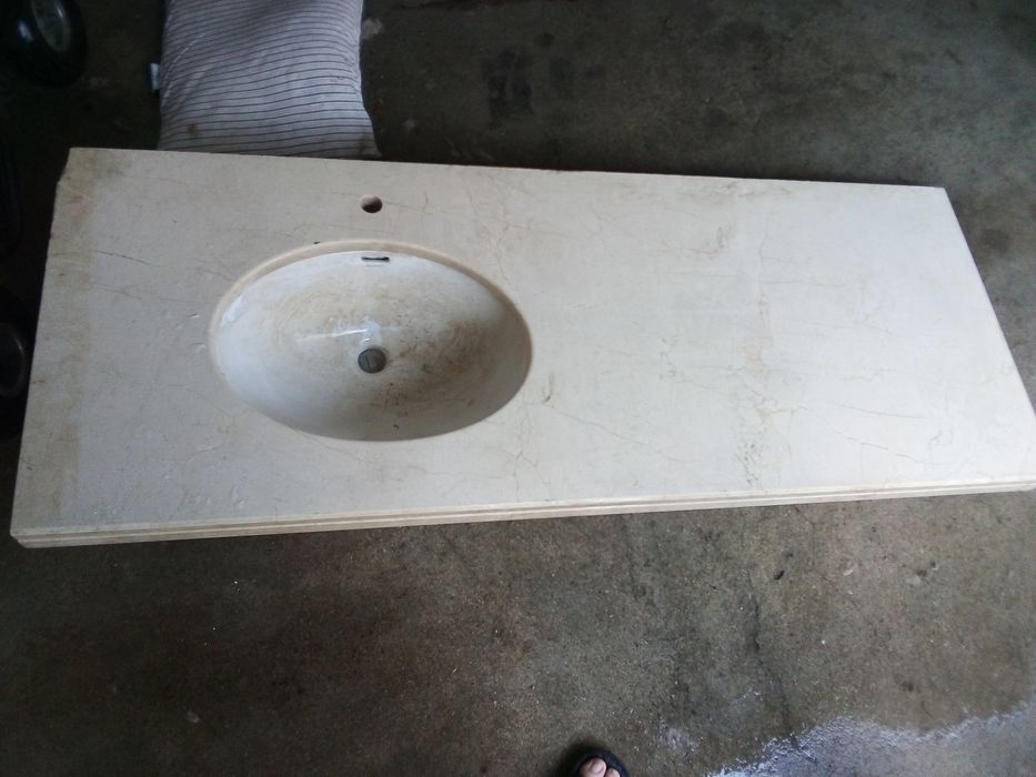 Lavatório em mármore