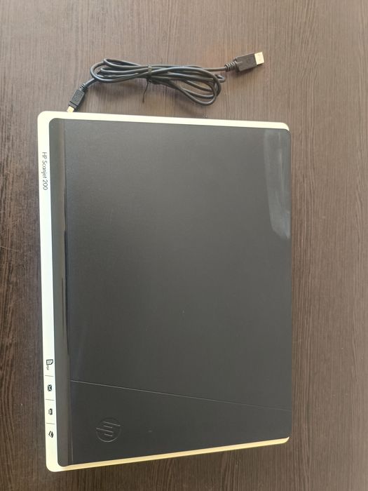 Сканер планшетный HP Scanjet 200
