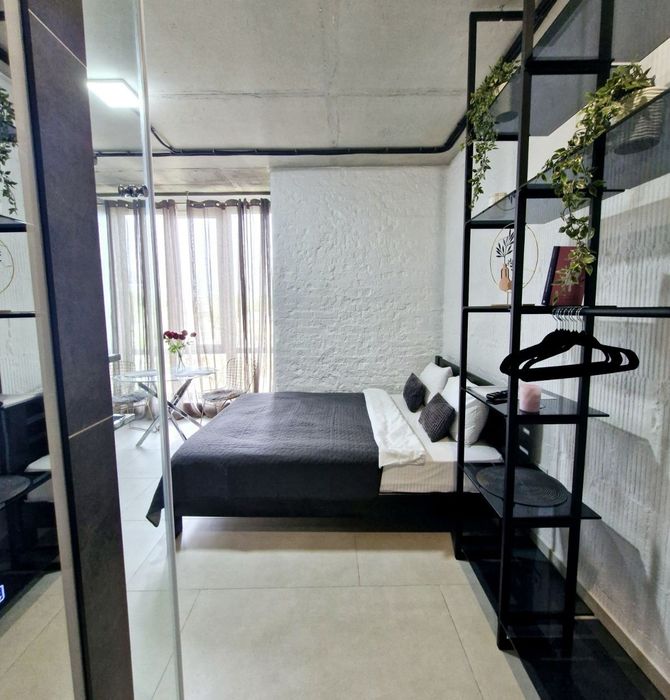 Ексклюзивні апартаменти в стилі Loft.Подобово. Рівне.Центр.