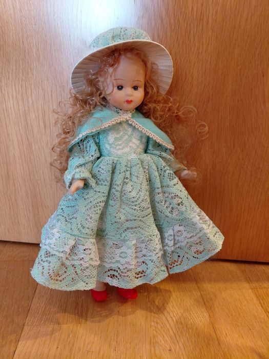 Bonecasvde porcelana
