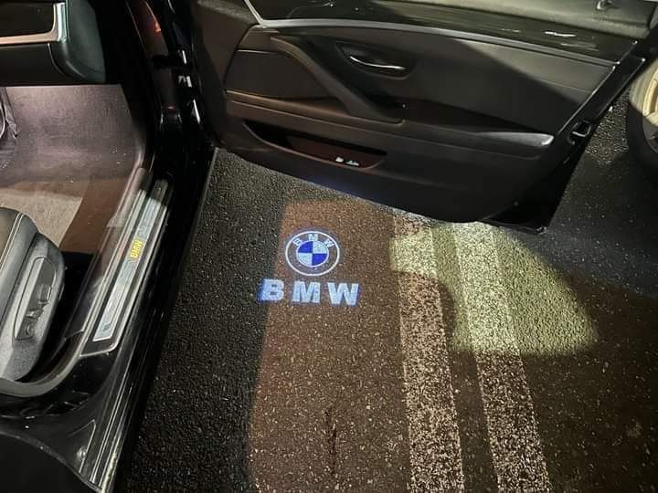 Подсветка в двери с логотипом. BMW, Toyota, VW, Audi, Mercedes, Lexus.