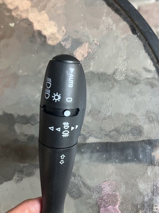 включатель поворотов Peugeot 206 207 307 301 301 partner вантажівок
