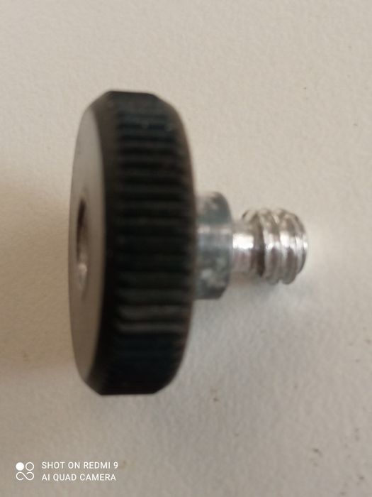 Винты штативные (прижимные) 1/4" и 3/8" и другое..