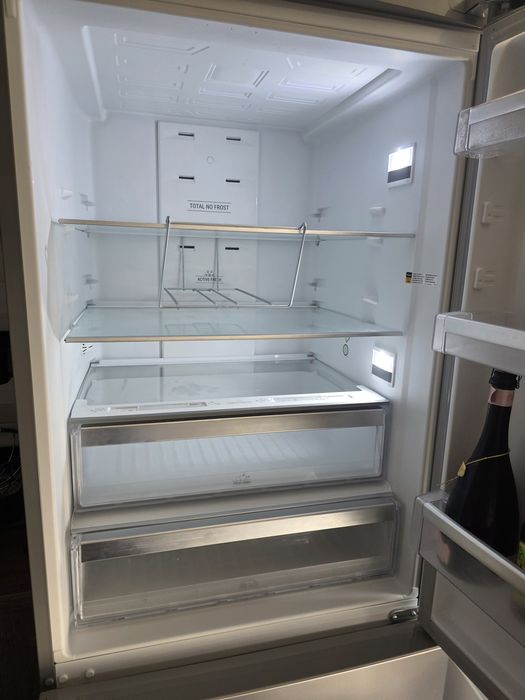 Frigorífico Combinado HOTPOINT HA70BE 72 X (No Frost - 195.5 cm - 444