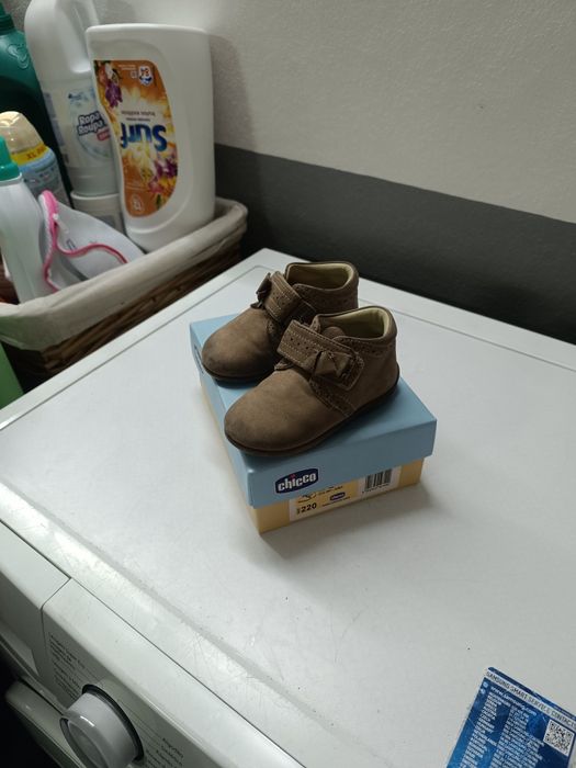 Botas  para menina em ótimo estado