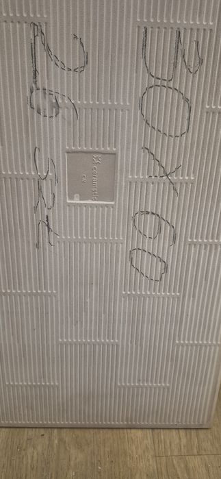 Płytka ścienna gładka dekor 30x60 25szt.