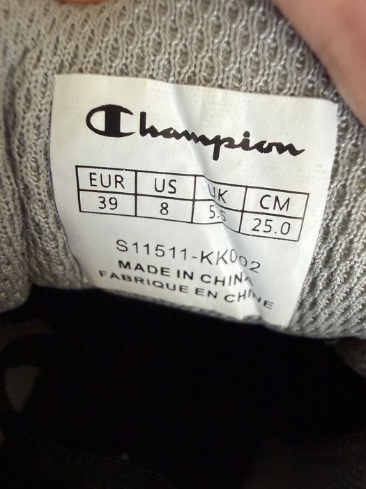 кросівки champion