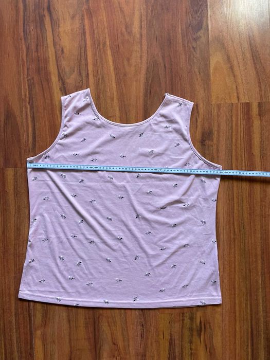 Różowa bluzka na szerokich ramiączkach w kwiaty 3XL / Nr 268