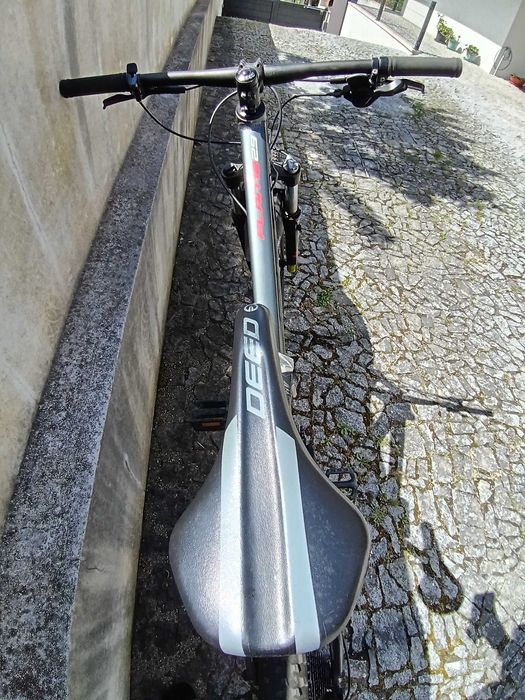 Vendo bicicleta em bom estado
