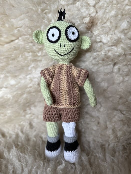 Czesio Maskotka na szydełku