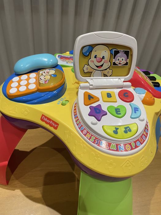 Mesa actividades Fisher Price