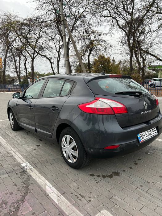Продам свій автомобіль