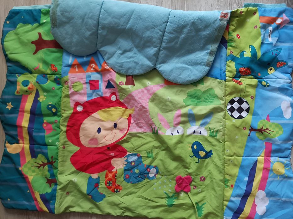 Mata edukacyjna dla niemowlaka smiki