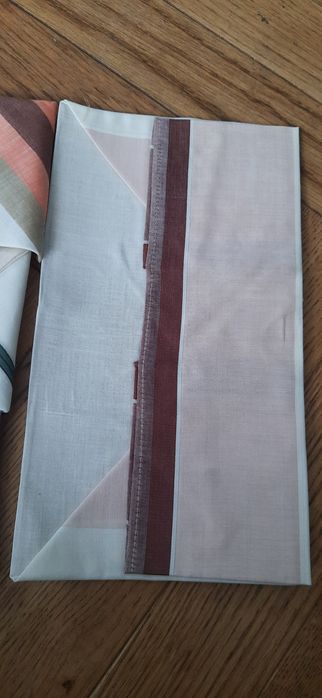 Komplet 4 nowych, materiałowych chusteczek do nosa