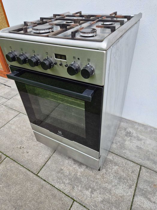 Kuchenka gazowo-elektryczna Electrolux