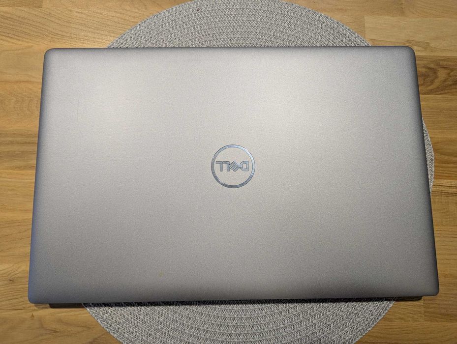 Dell Latitude 5520 IPS FHD i5-1145g7/16gb ddr4/256gb m2/Linux