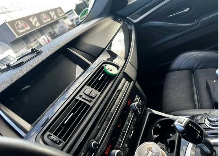 BMW 5 F10 Бампер передній Розборка