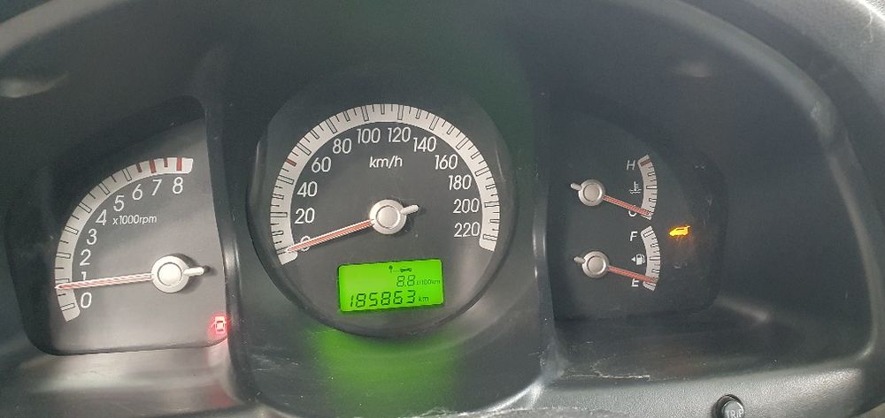 Продам Kia Sportage 2 киа спортейдж 2 2008 год, 2.0 бенз