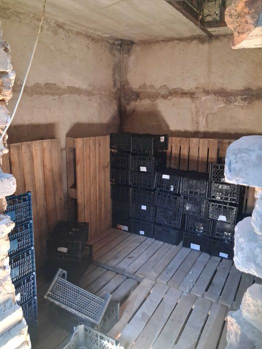 Продам 2 гаража бабурка