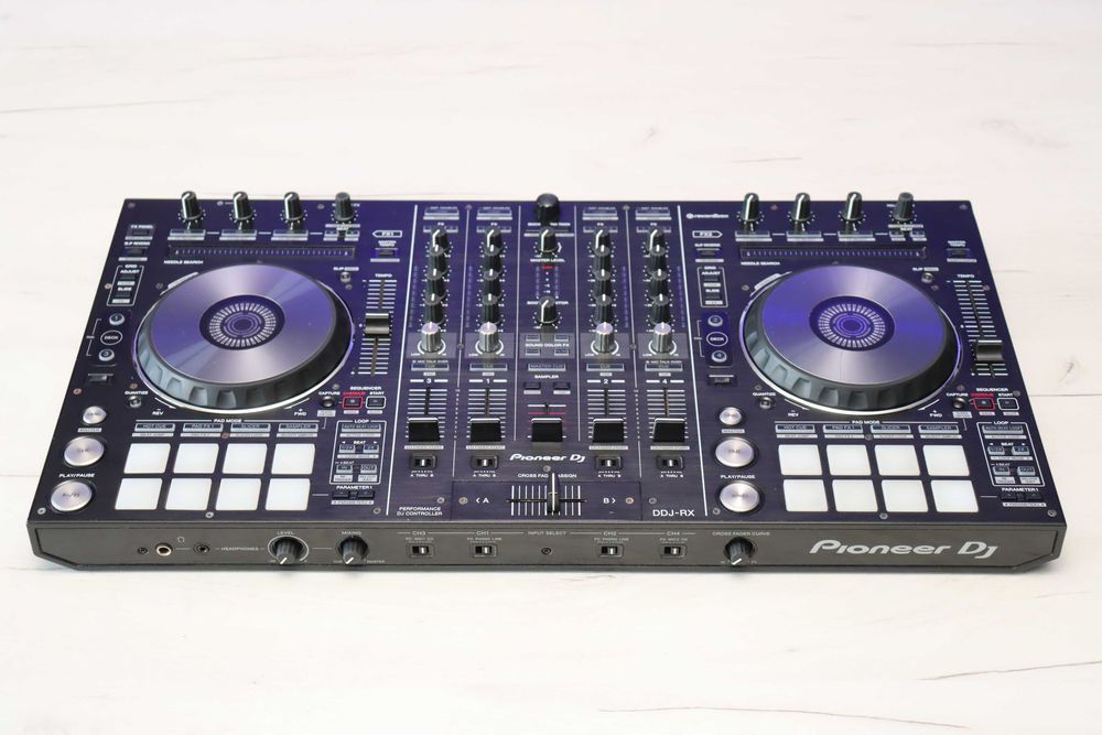 最終出品3/23まで【即納品】【美品】Pioneer DJ DDJ-RX DDJ-RX (archived) PERFORMANCE DJ CONTROLLER (black) - Pioneer DJ