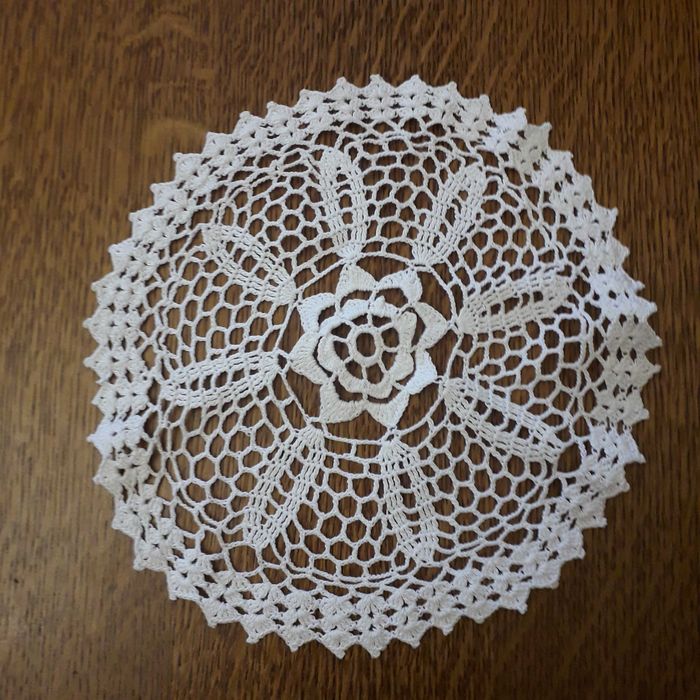 Салфетка ажурная