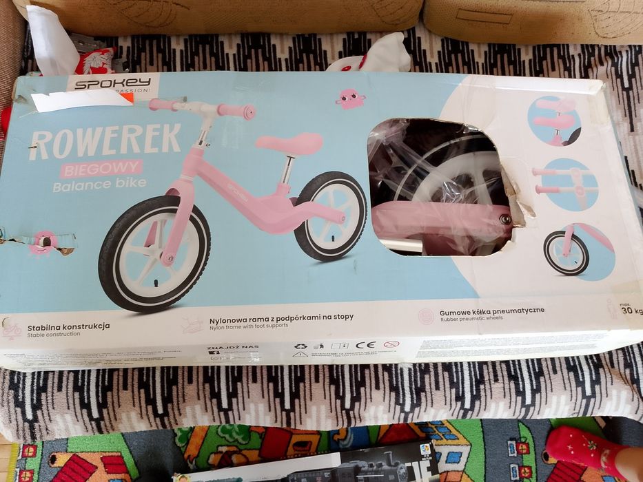 Rowerek biegowy dla dziewczynki