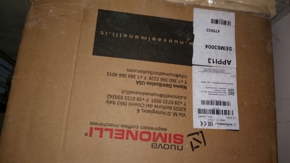 Проф. кофеварка Nuova Simonelli APPIA II SEM 3Gr CE 380V TRI NERO