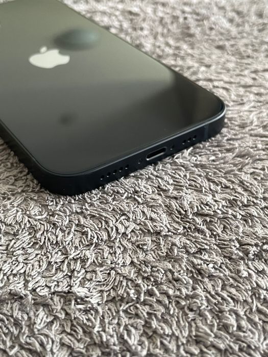 iPhone 13 128GB Black Neverlock