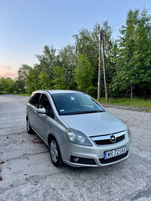 Opel zafira B 2007r.