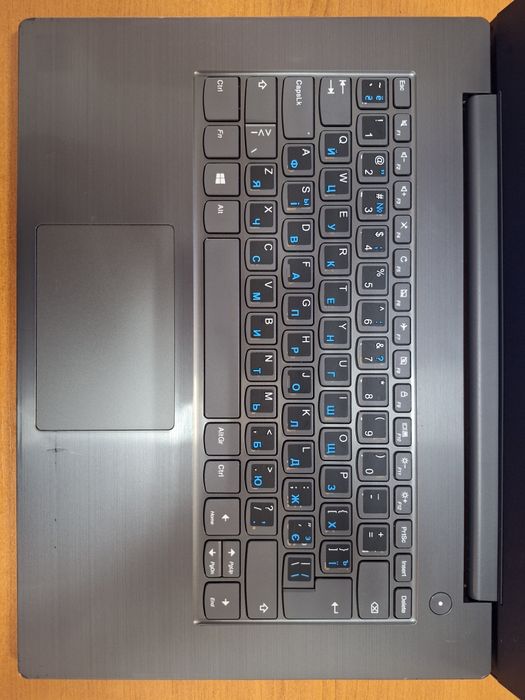 Lenovo V330-14IKB i5-8250U DDR4 8Gb SSD 256Gb Full HD IPS