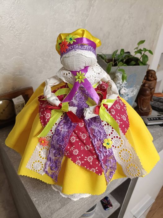 Продається лялька Мотанка