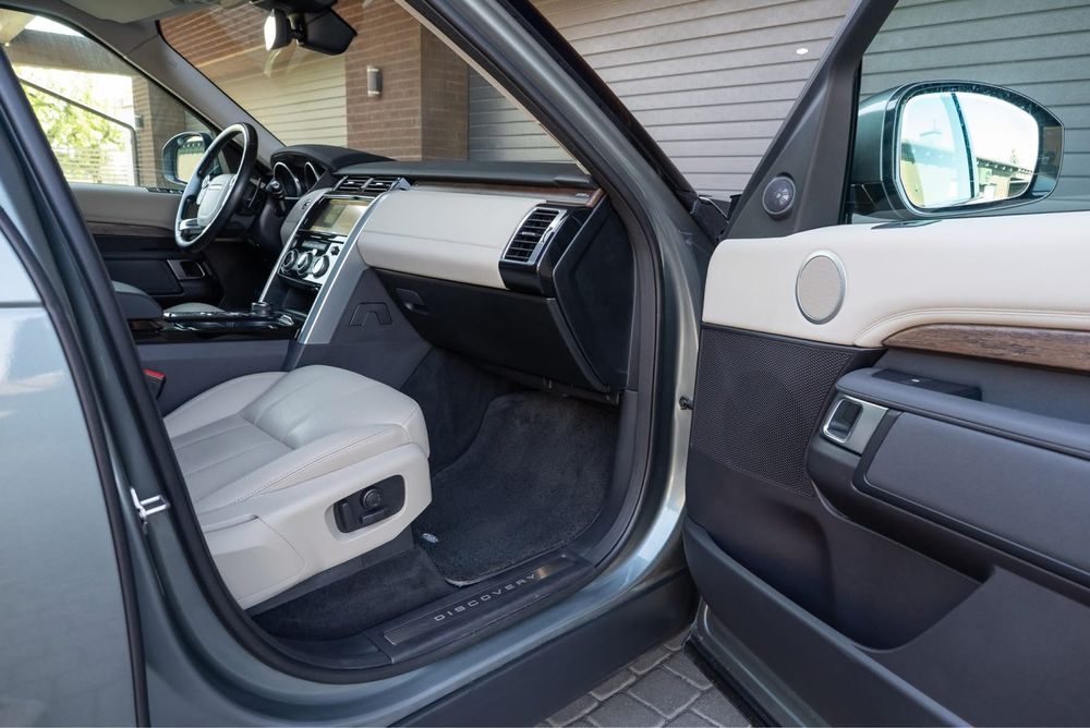 Land Rover Discovery 5  L462 HSE foto 2