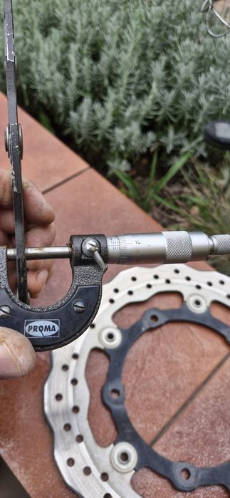 Yamaha Ténéré 700 XTZ690 – 2 tarcze hamulcowe przód OEM 282 mm – 4,1 mm