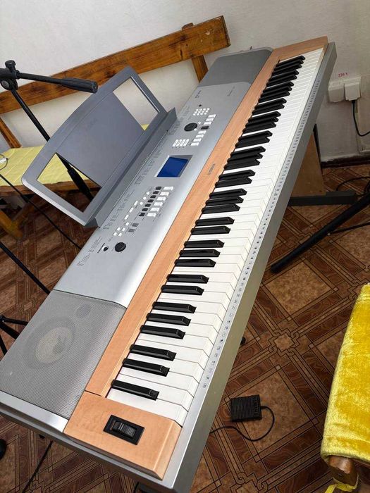 Продам цифрове піаніно Yamaha DGX 630